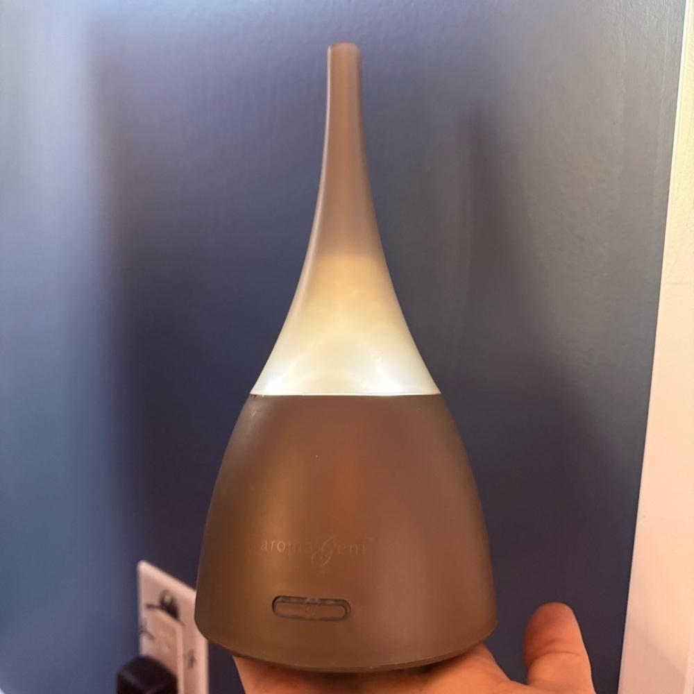 Sage Aroma Essential Oil Diffuser in Matte Brown and Cream